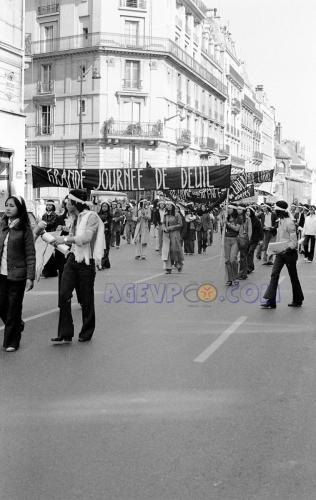 28.04.1975